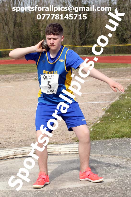 Shot putt, 2021 NECAA Open Graded Meeting, Morpeth. Photo: David T. Hewitson/Sports for All Pics
